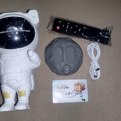 Astronaut Galaxy Projector – Starry Night Lamp