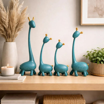 Modern Giraffe Family Figurines – Elegant Home Decor Set of 4